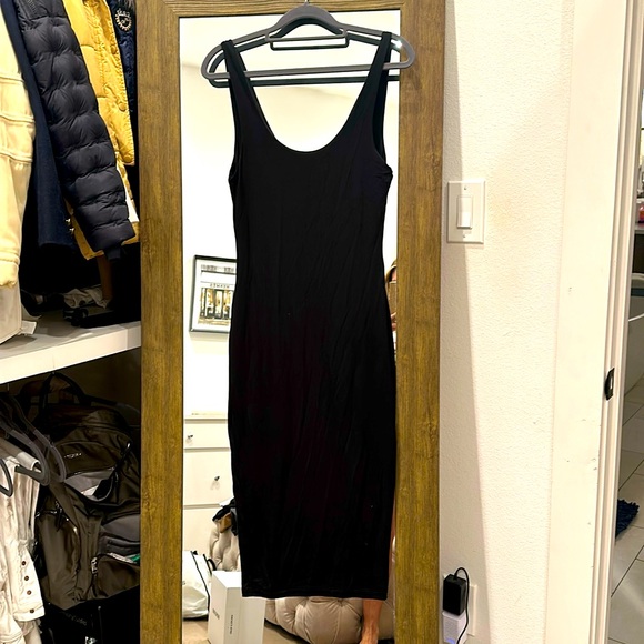 Back midi dress - Picture 1 of 4